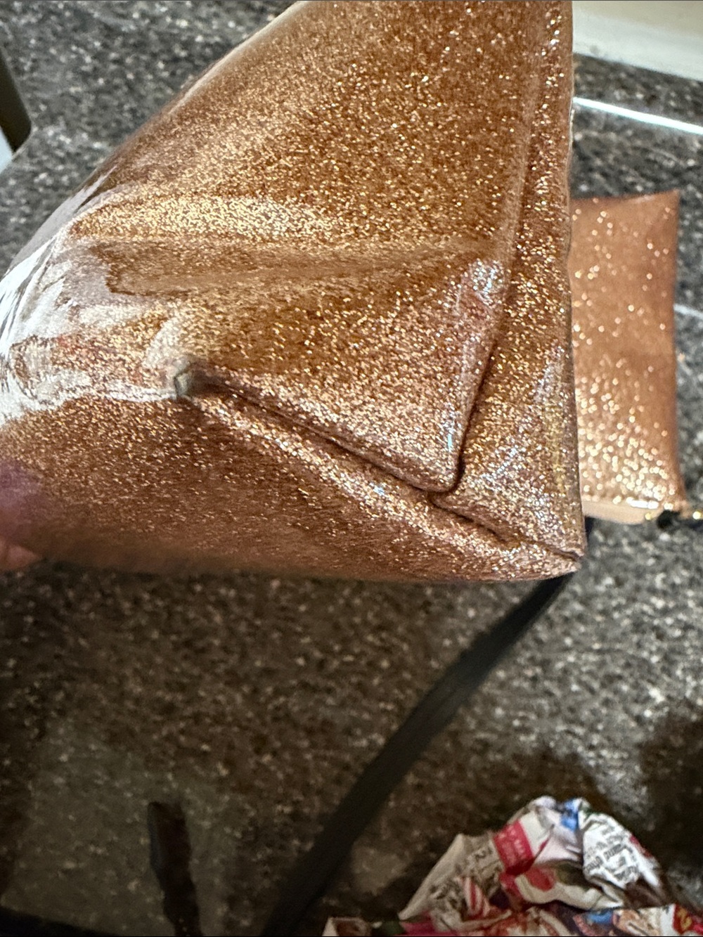kate spade rose gold coated glitter crossbody and matching pouch - Picture 5 of 11